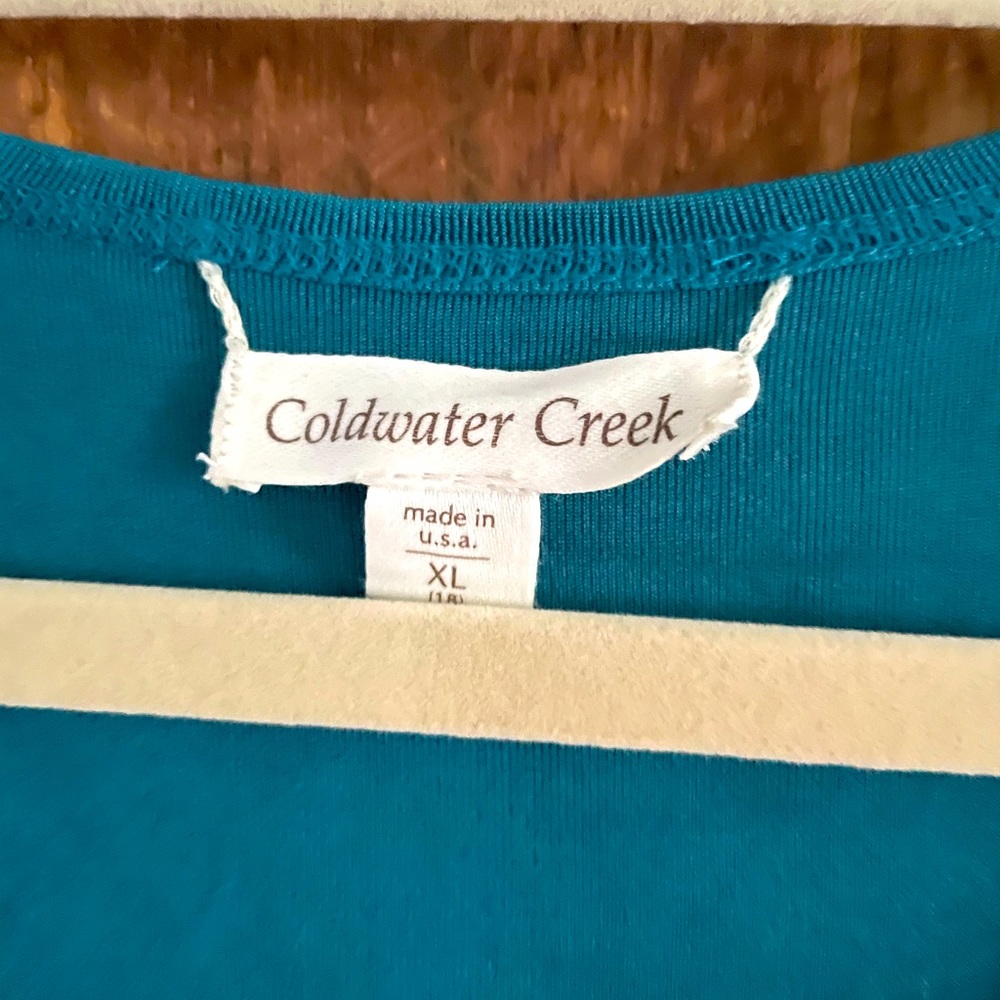 Coldwater Creek Shell - Picture 4 of 4